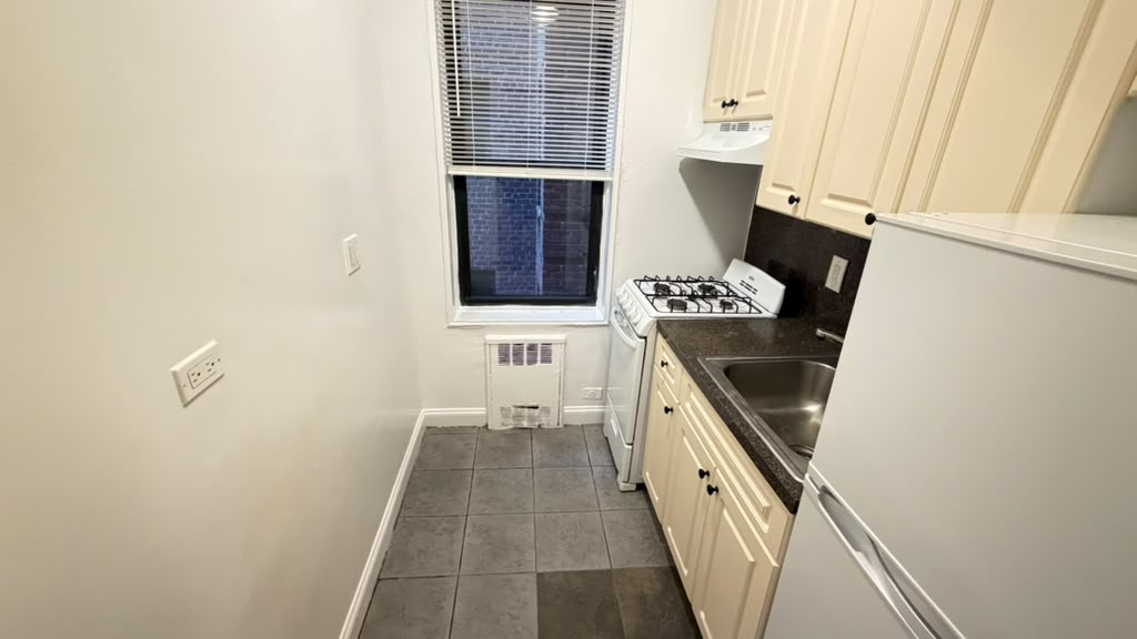 Apartment 77th Street Queens, NY 11372, MLS-RD5794-6