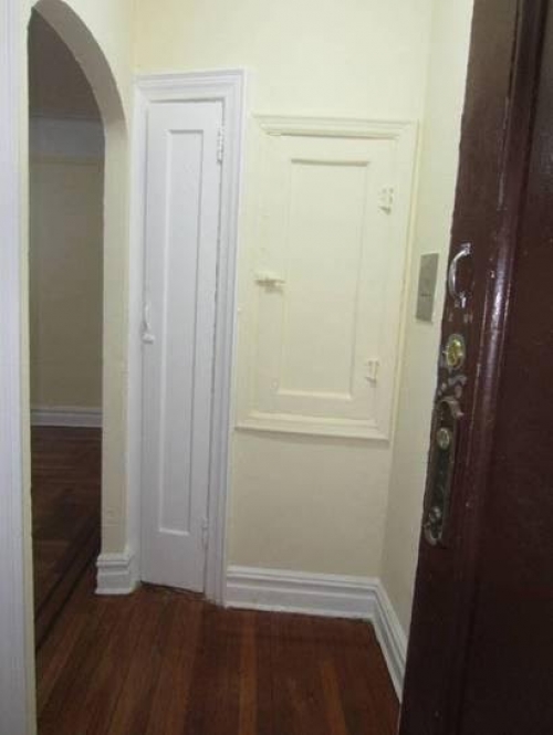 Apartment Bowne Street  Queens, NY 11355, MLS-RD1068-9