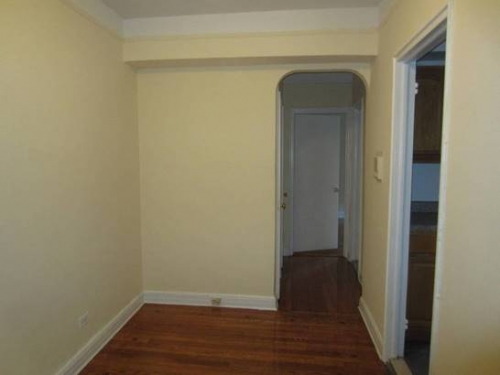Apartment Elmhurst Avenue  Queens, NY 11373, MLS-RD1078-7