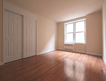 Apartment Parsons Boulevard  Queens, NY 11354, MLS-RD1098-8