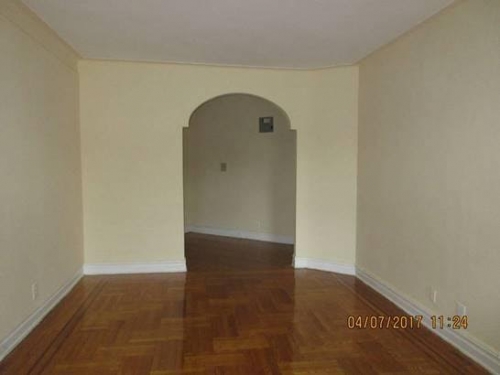 Apartment 44th Street  Queens, NY 11104, MLS-RD1220-3