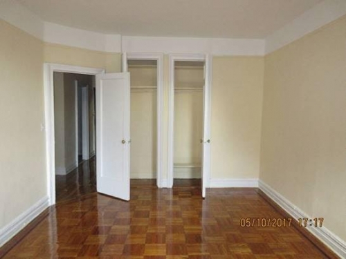Apartment in Woodhaven - Forest Parkway  Queens, NY 11421