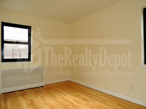 Apartment 72rd  Queens, NY 11377, MLS-RD1444-7