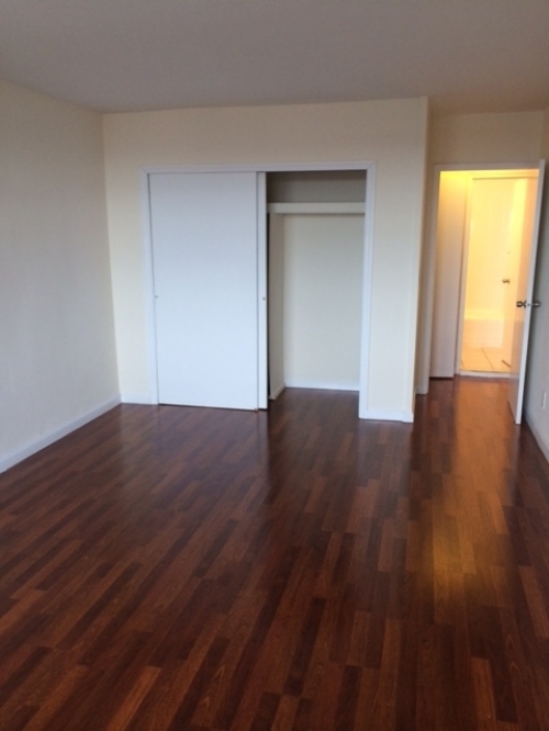 Apartment Queens Blvd  Queens, NY 11375, MLS-RD1564-7