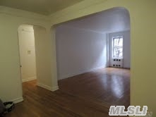 Coop Saunders St  Queens, NY 11374, MLS-RD427-3