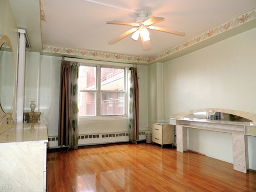 Coop 63rd Road  Queens, NY 11374, MLS-RD802-5