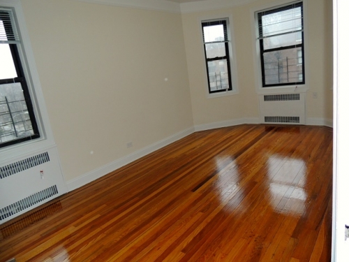 Apartment in Jamaica Estates - Highland Avenue  Queens, NY 11432