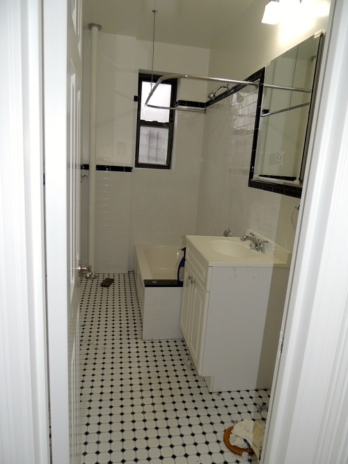 Apartment Highland Avenue  Queens, NY 11432, MLS-RD918-5