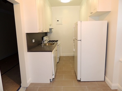 Apartment Highland Avenue  Queens, NY 11432, MLS-RD918-7
