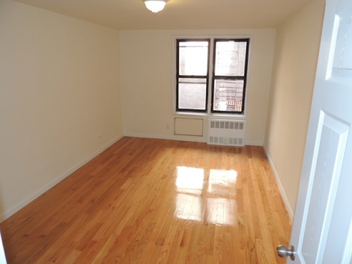 Coop 73 Street  Queens, NY 11372, MLS-RD983-7